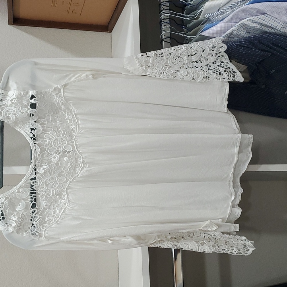 Lace flowy blouse